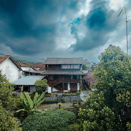 Munduk Tjeraki House Guest House Exterior photo
